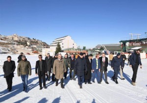 Antalya da Hem Deniz Hem Kayak Keyfi Balad